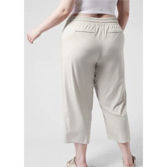 Athleta Avenue Wide Leg Crop Pant Abalone Size 26 Commute Work Travel Outdoors - Picture 4 of 12